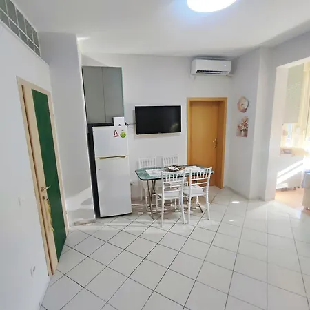 Ledio's In Appartamento *